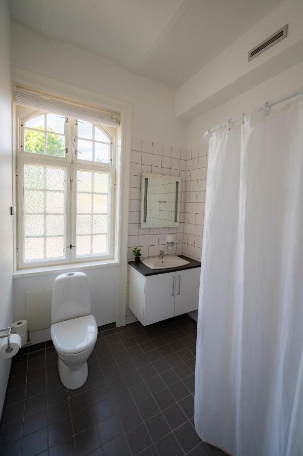 Det Gamle Posthus Hotell Rønne Exteriör bild