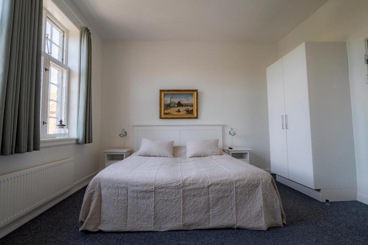 Det Gamle Posthus Hotell Rønne Exteriör bild