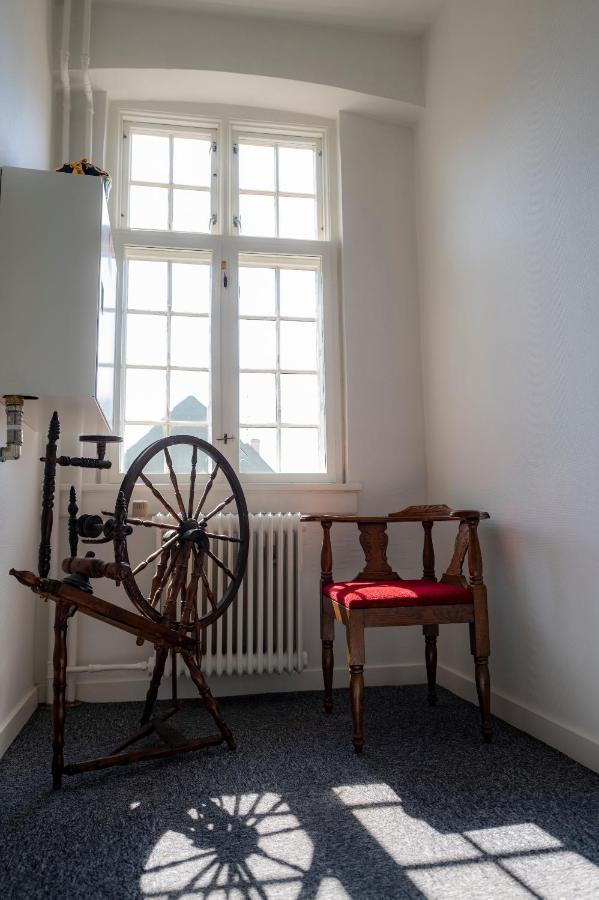 Det Gamle Posthus Hotell Rønne Exteriör bild