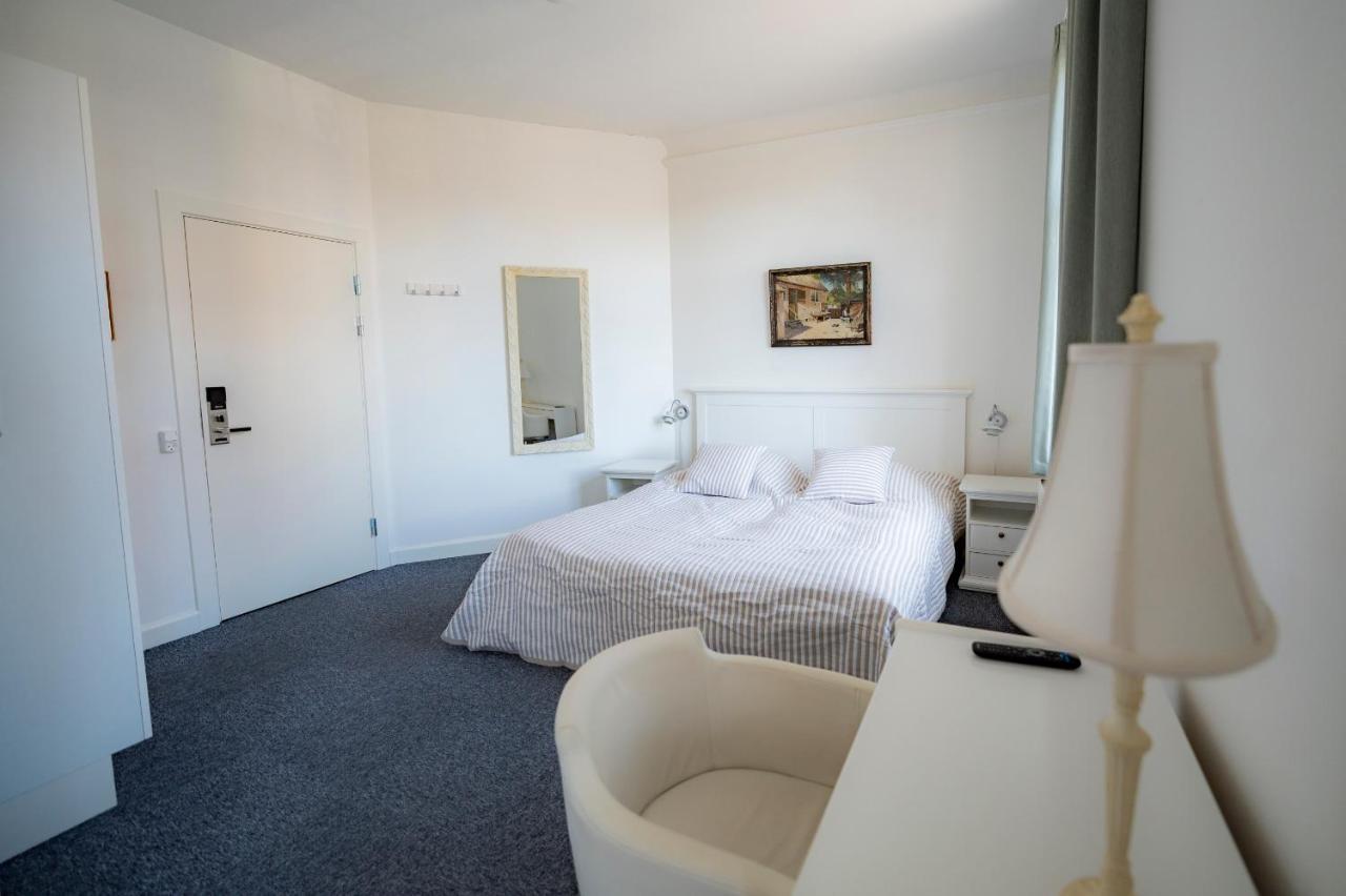 Det Gamle Posthus Hotell Rønne Exteriör bild